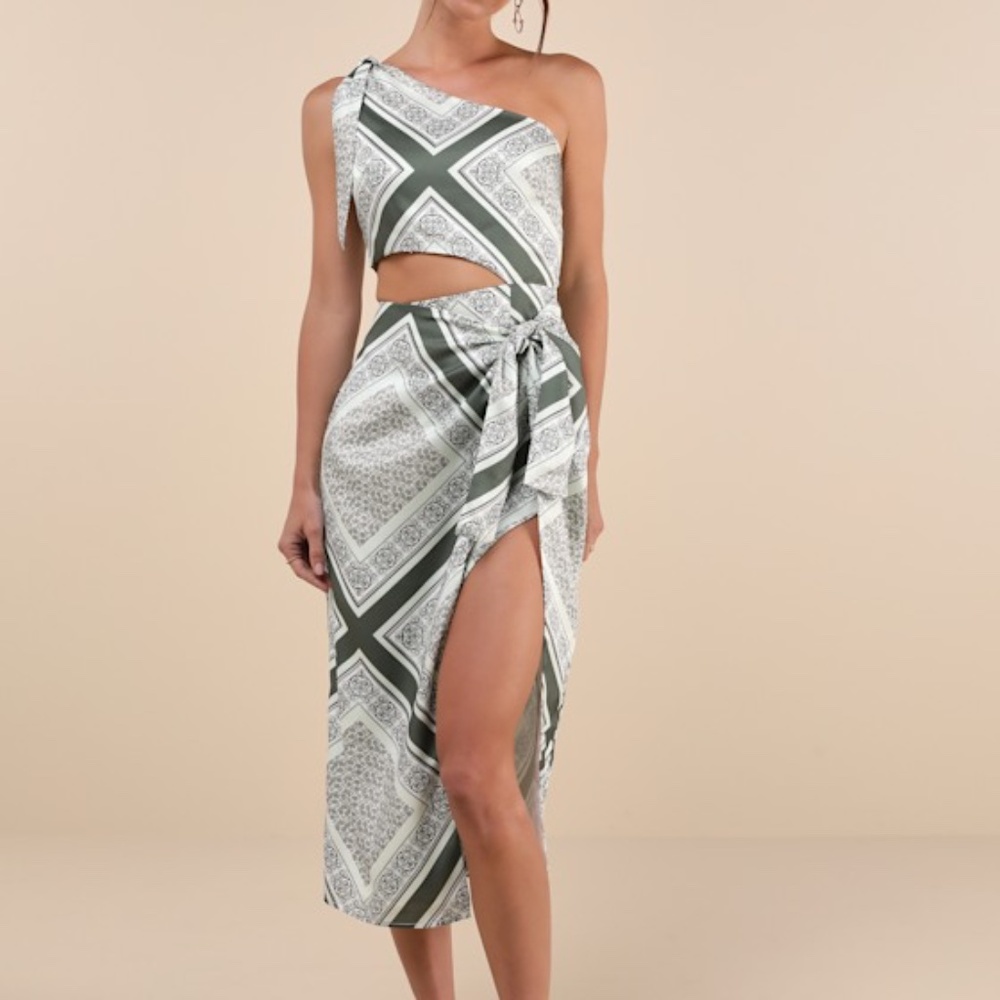 Lulus Vacay Beauty Olive Scarf Print One-shoulder Tie-strap Midi Dress Green
